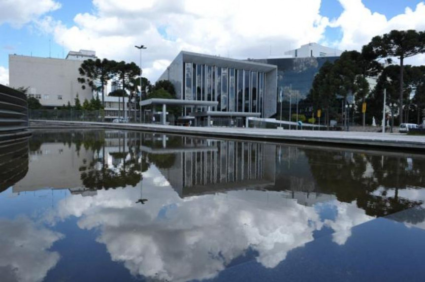 Assembleia Legislativa Do Paran Not Cias Deputados Recebem T Tulos