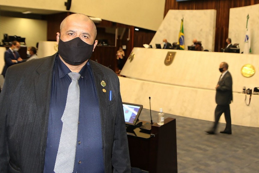 Deputado Soldado Fruet (PROS).