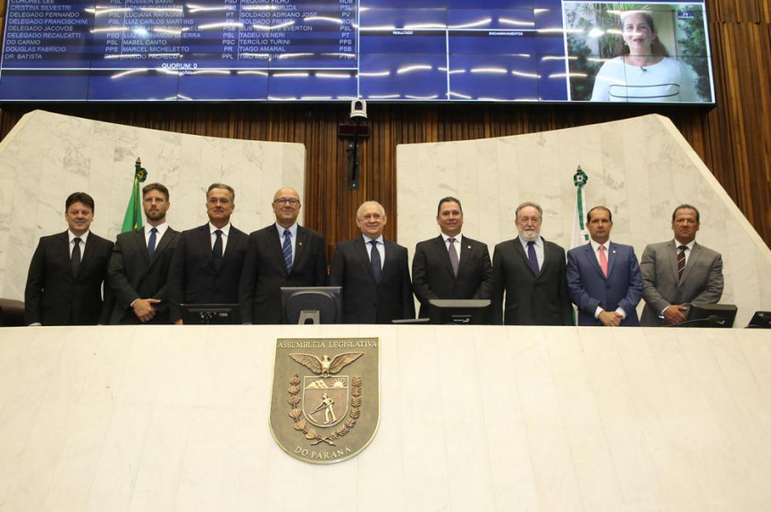 A mesa executiva da Assembleia, se prepara o fim do ano legislativo